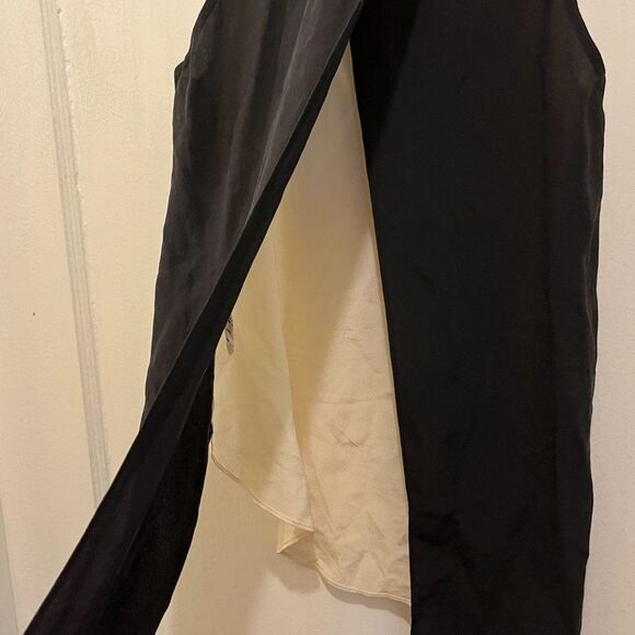 Aritzia Wilfred White Black Silk Split Back Tank Top Shirt Women's Size XXS - Picture 8 of 10